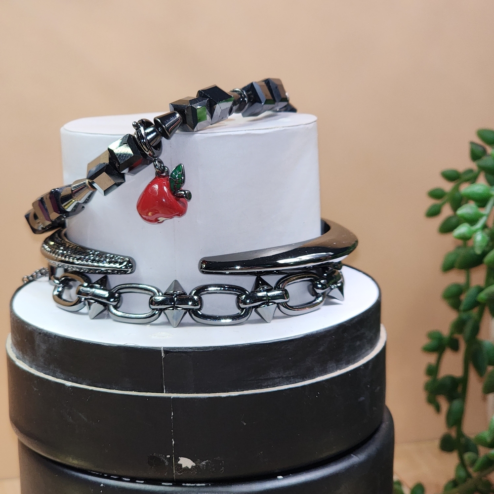 Stylish Black and Silver Bracelet Set